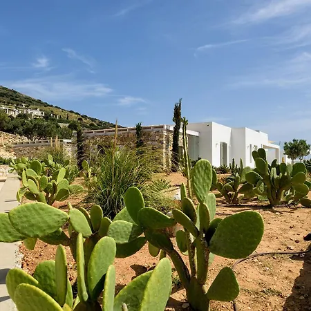 Outstanding New With Great Pool Area And Panoramic Sea View Villa *