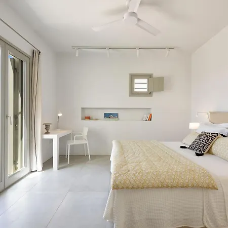 Villa Outstanding New With Great Pool Area And Panoramic Sea View