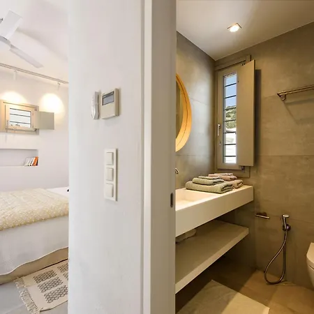 Outstanding New With Great Pool Area And Panoramic Sea View Villa *