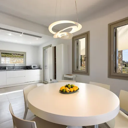 Outstanding New With Great Pool Area And Panoramic Sea View * Aliki (Paros)