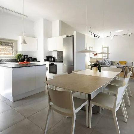 Outstanding New With Great Pool Area And Panoramic Sea View Villa