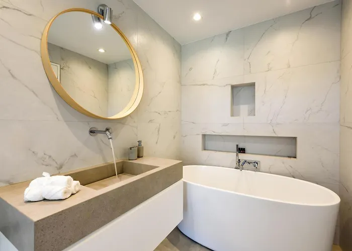 Outstanding New With Great Pool Area And Panoramic Sea View