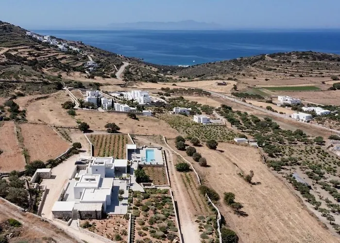 Villa Outstanding New With Great Pool Area And Panoramic Sea View