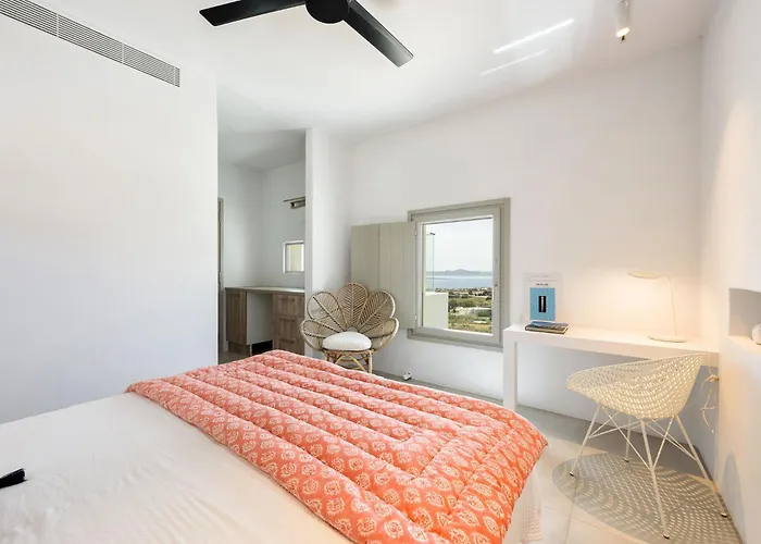 Outstanding New With Great Pool Area And Panoramic Sea View * Alikí