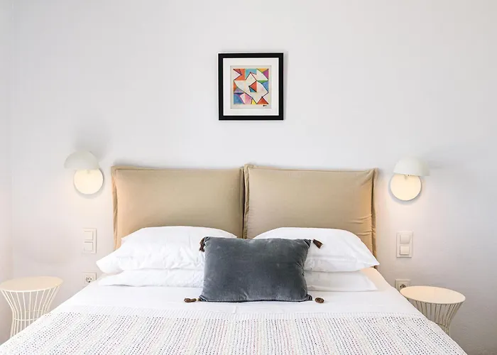 Outstanding New With Great Pool Area And Panoramic Sea View Alikí