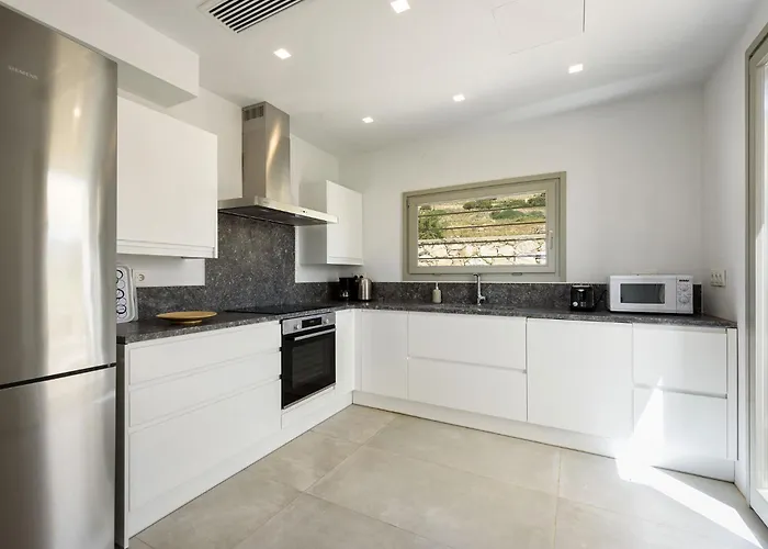 Outstanding New With Great Pool Area And Panoramic Sea View Villa