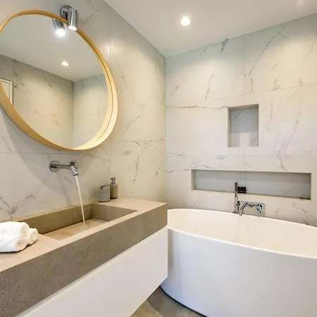 Outstanding New With Great Pool Area And Panoramic Sea View