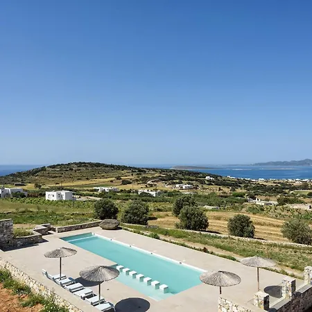 Villa Outstanding New With Great Pool Area And Panoramic Sea View