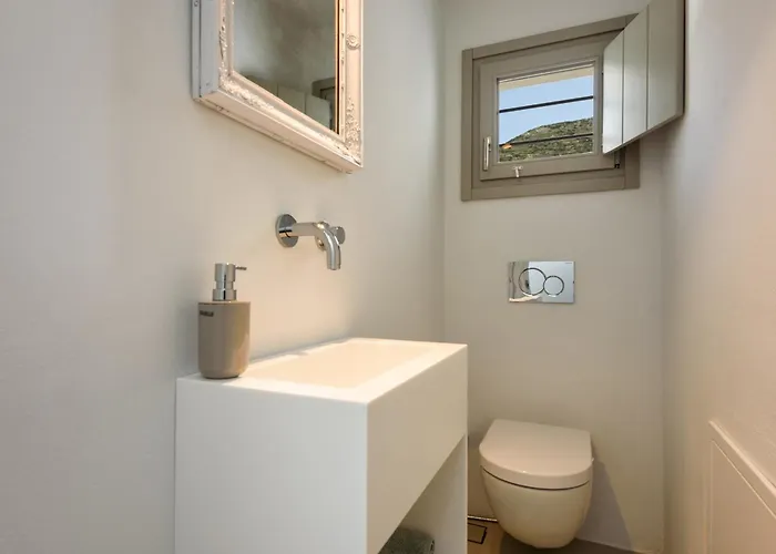 Villa Outstanding New With Great Pool Area And Panoramic Sea View Alikí