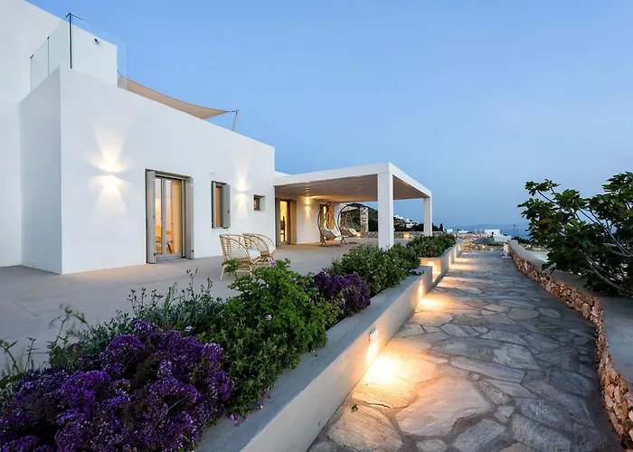 Outstanding New With Great Pool Area And Panoramic Sea View Alikí