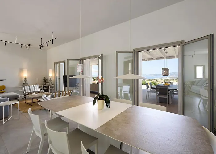 Outstanding New With Great Pool Area And Panoramic Sea View * Alikí